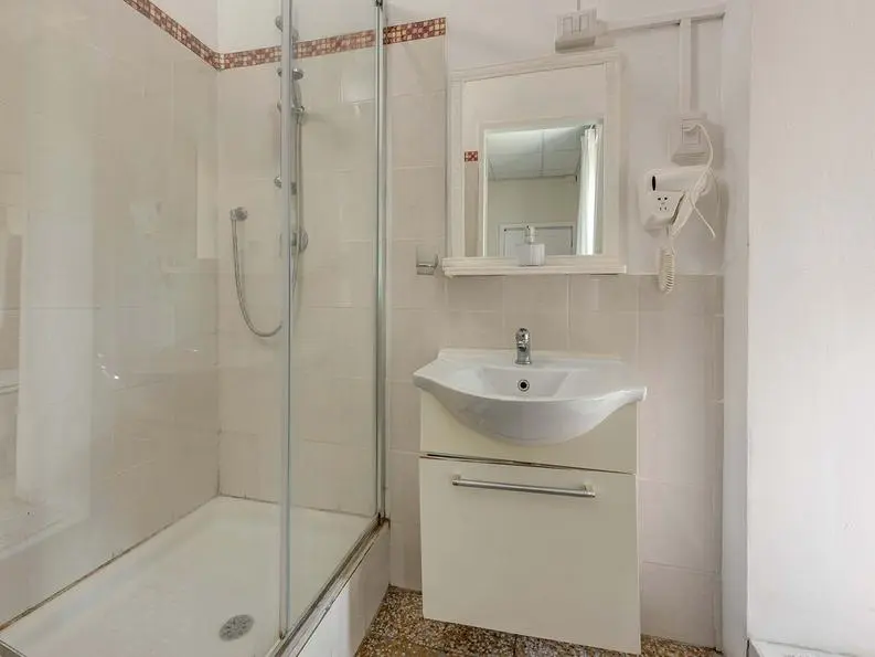 Luxury 5 Bed House for Sale In Lake Como Italy