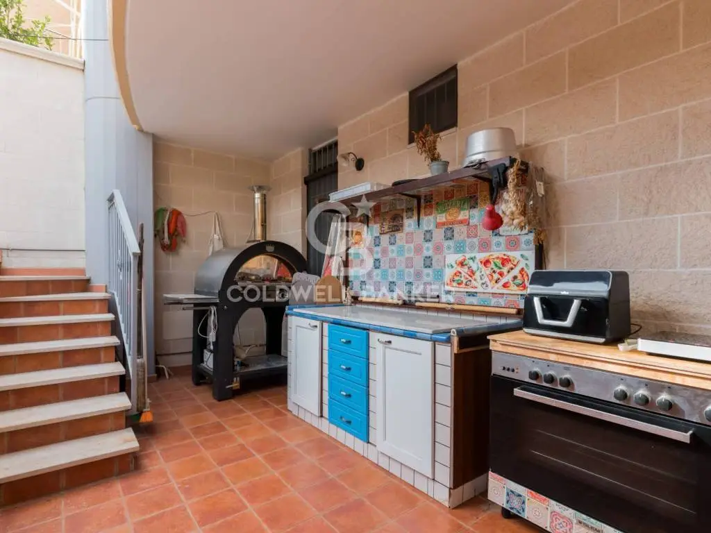 Excellent 3 Bed Terraced House for Sale In MOLA DI BARI Puglia Italy