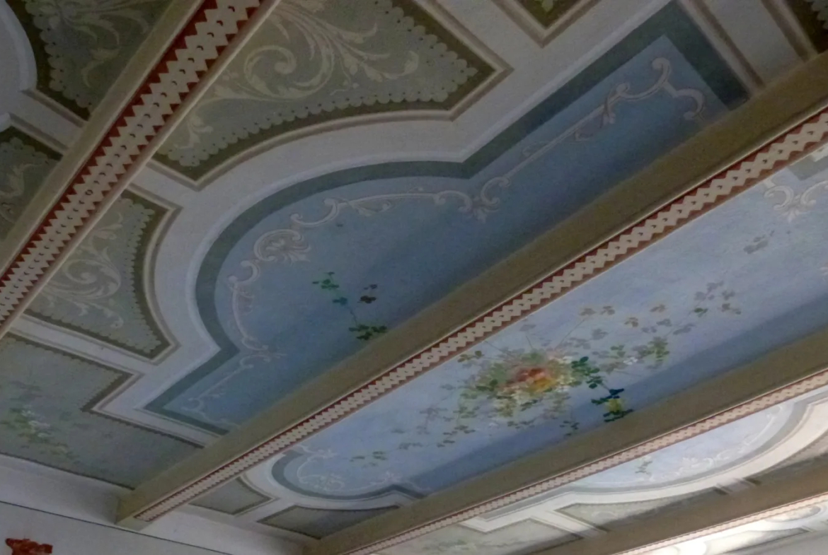 Excellent 12 Bed Villa For Sale in Rivalba Turin Italy