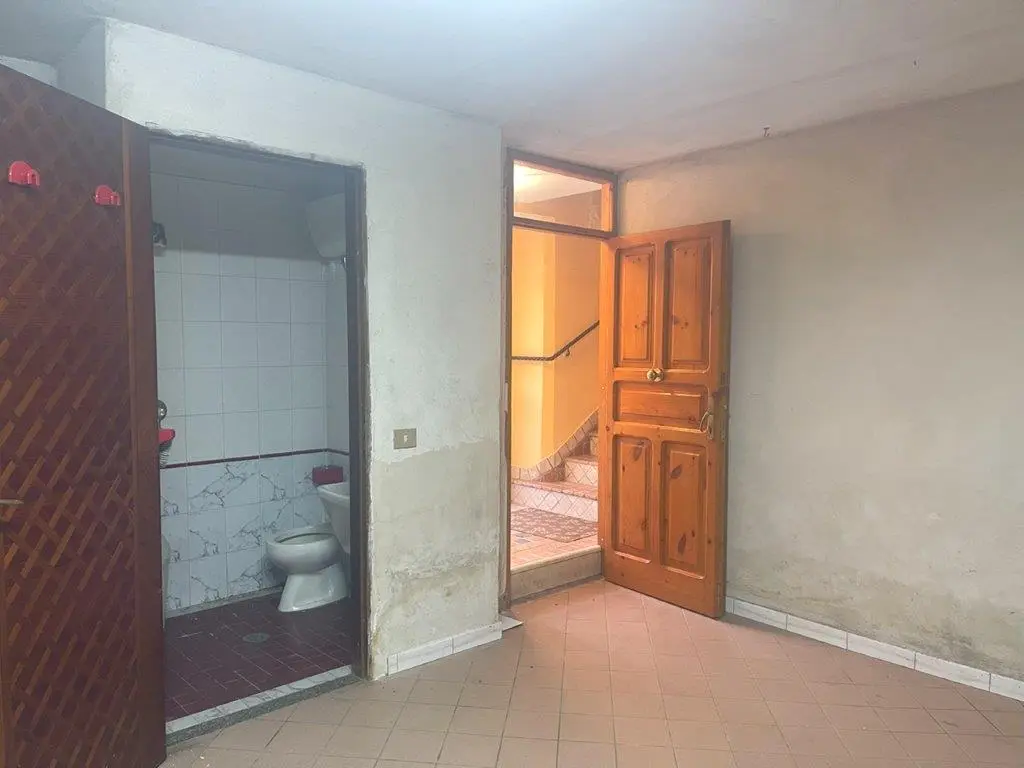 Excellent 8 Bed House For Sale in Forino Campania Italy.
