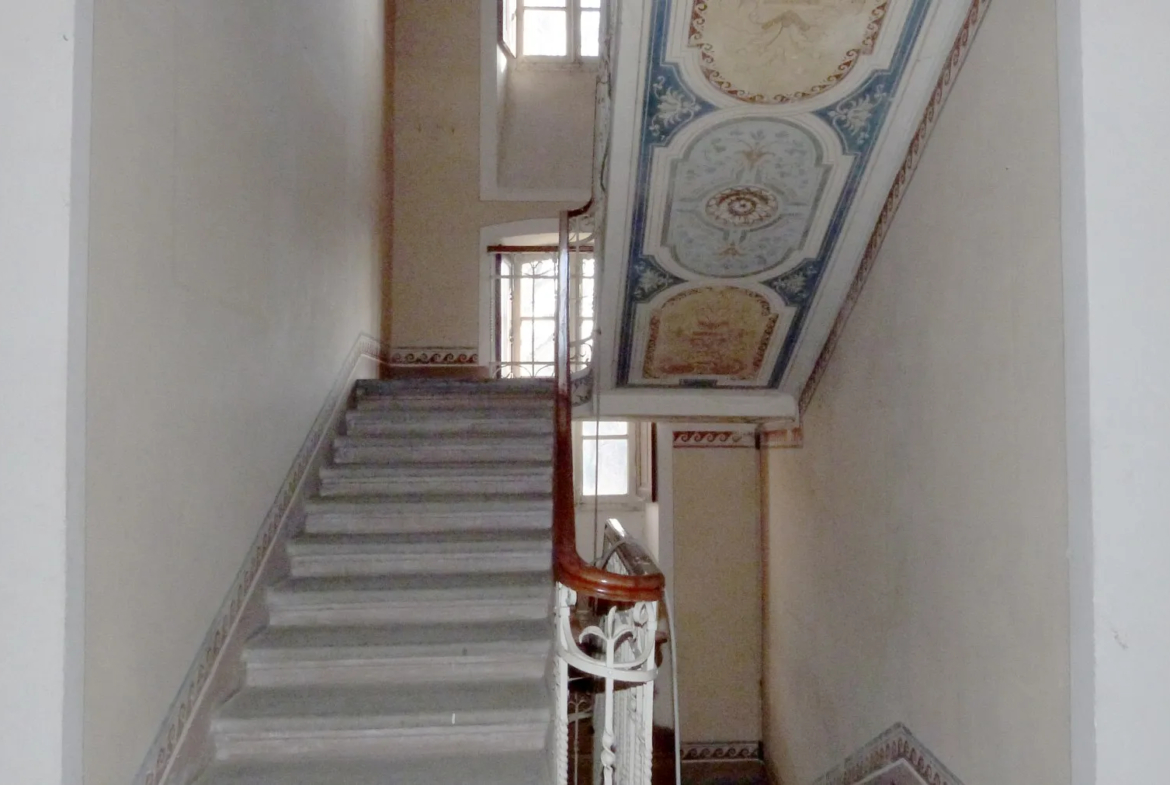 Excellent 12 Bed Villa For Sale in Rivalba Turin Italy