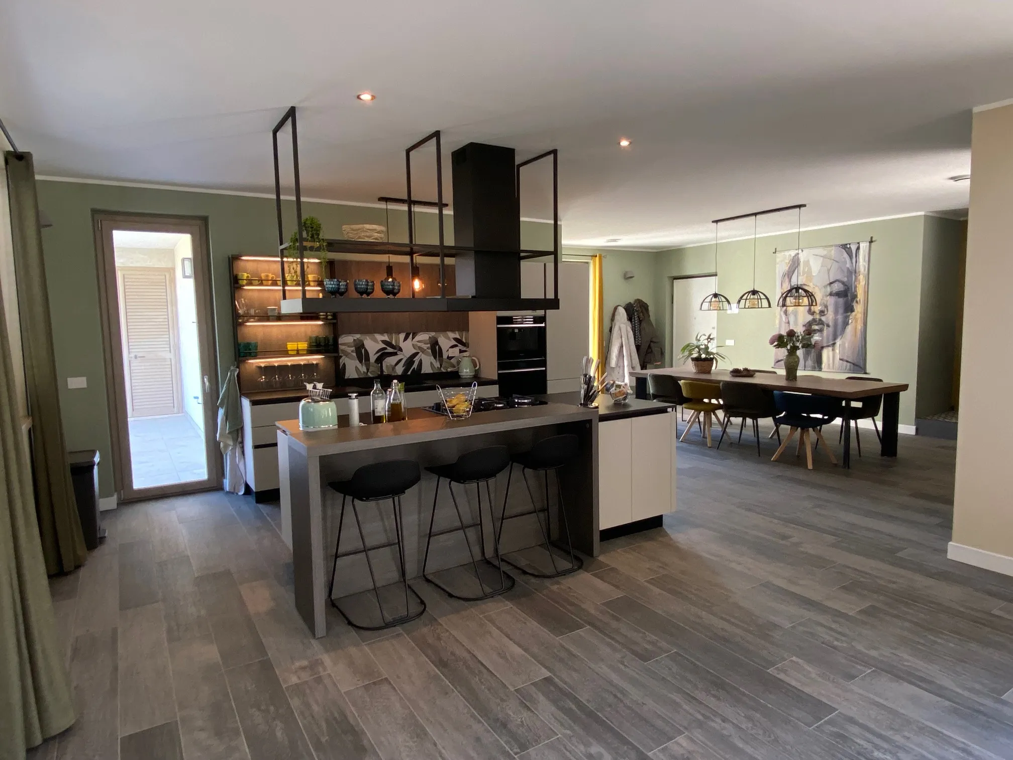 Luxury 5 Bed Villa for Sale In Tortoreto Italy
