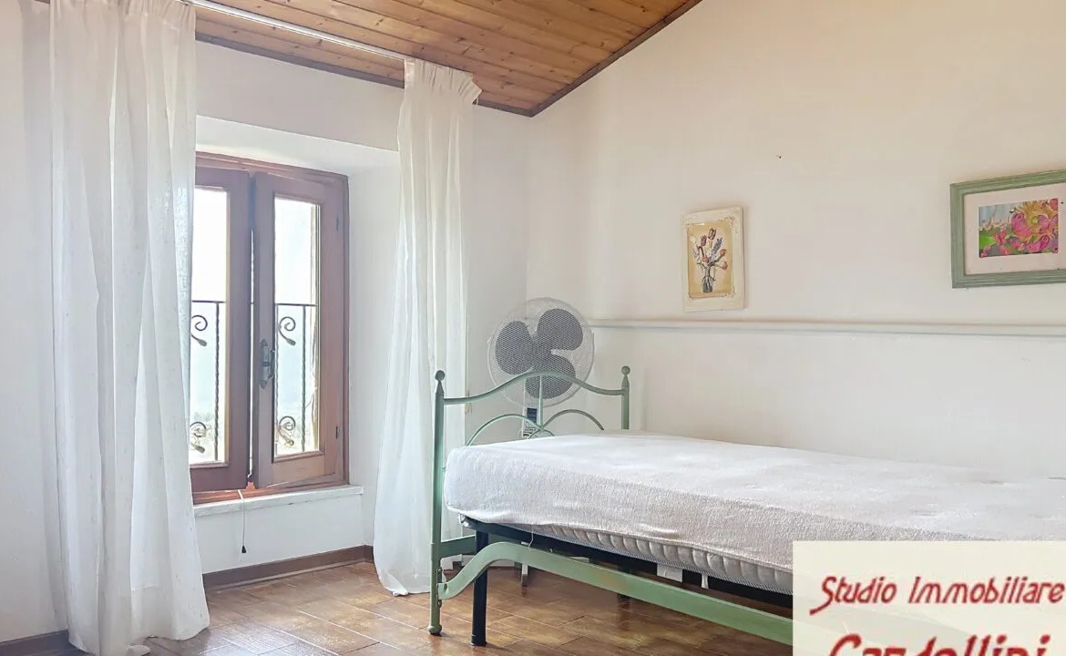 Excellent 4 Bed House for Sale In Fivizzano Tuscany Italy