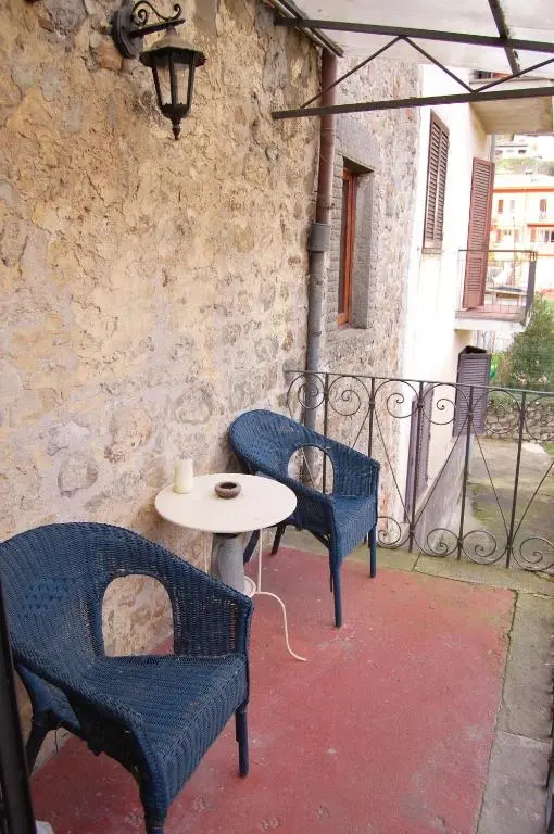 Luxury 8 Bedroom Casa Webb for Sale In Bagni di Lucca Italy