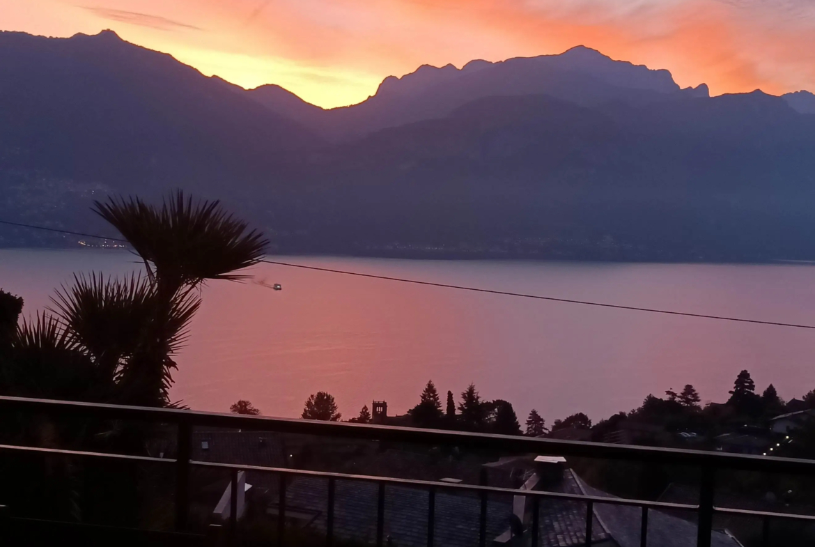 Luxury 2 bed Apartment for Sale in Menaggio Como Lombardy Italy