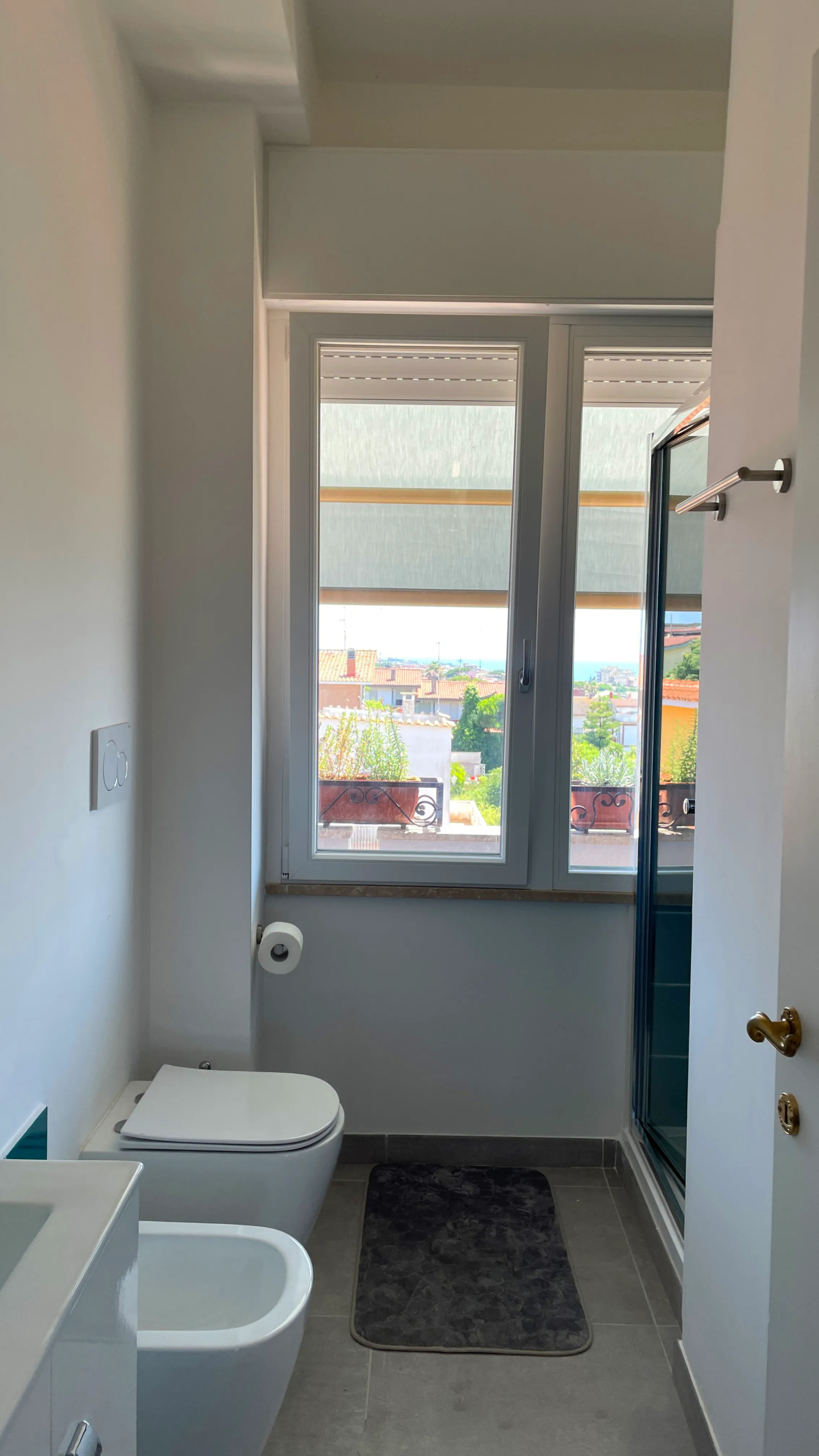 Excellent 2 Bed apartment For Sale In Anzio Italy