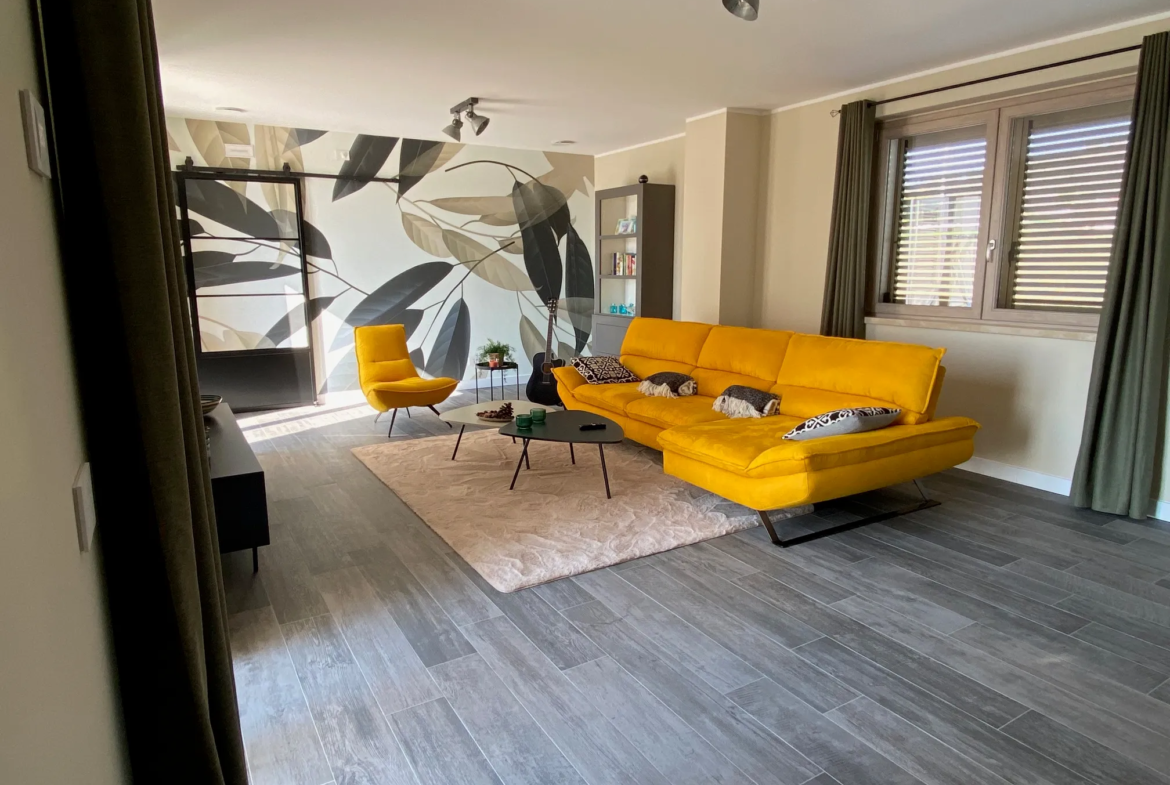 Luxury 5 Bed Villa for Sale In Tortoreto Italy