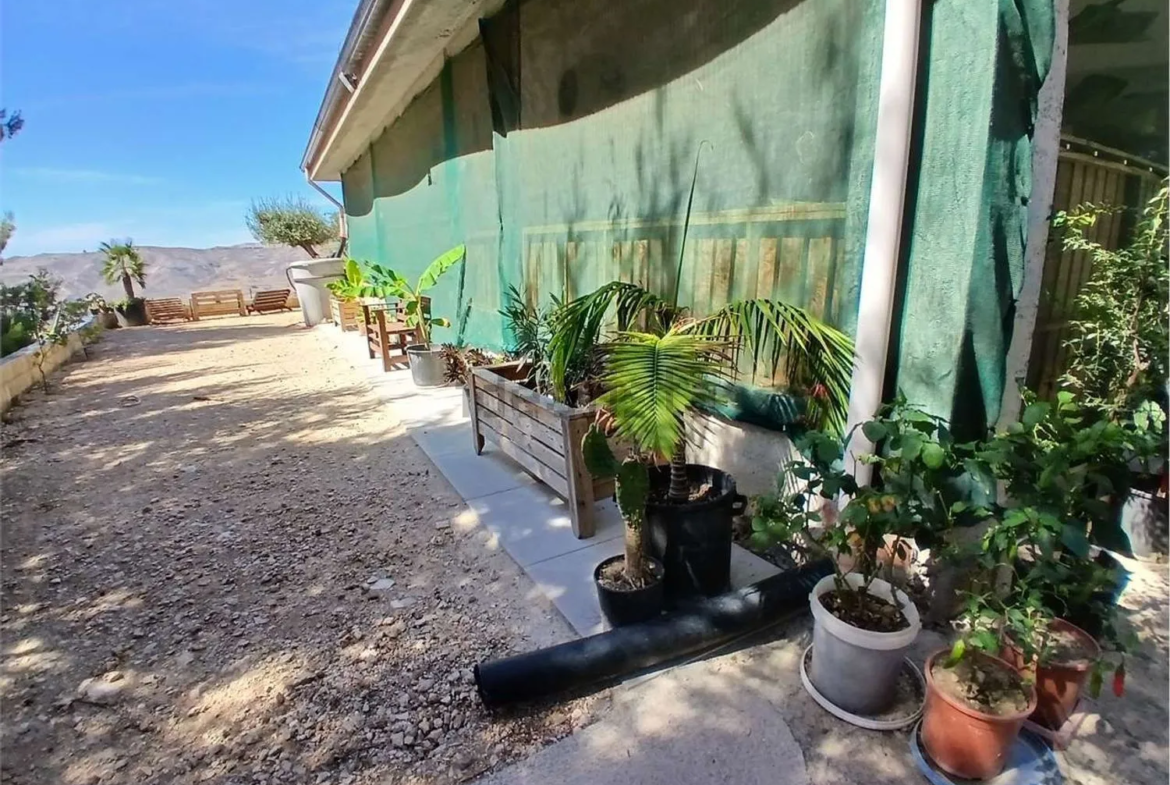 Stunning 3 bed Villa for Sale In Alessandria della Rocca Platani Hills, Agrigento Sicily Italy