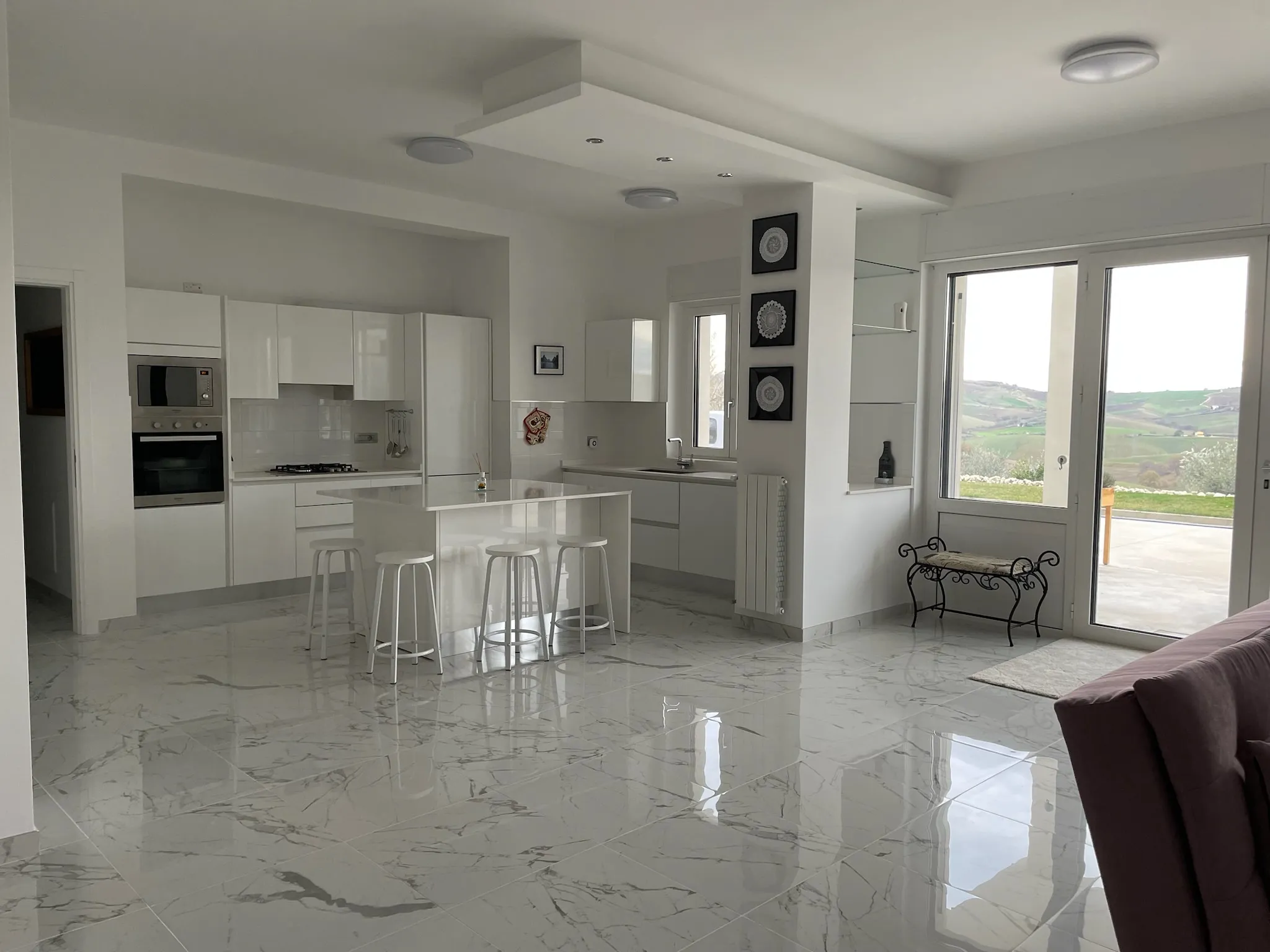 Luxury 6 Bed Villa For sale in MONTENERO DI BISACCIA Molise Abruzzo Italy