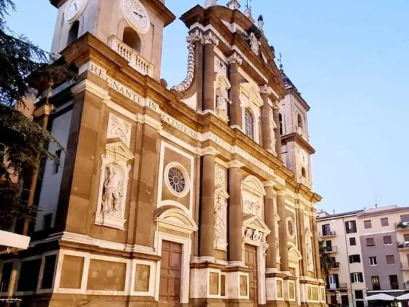 Stunning 3 Bed Apartment for Sale In Frascati Rome Italy