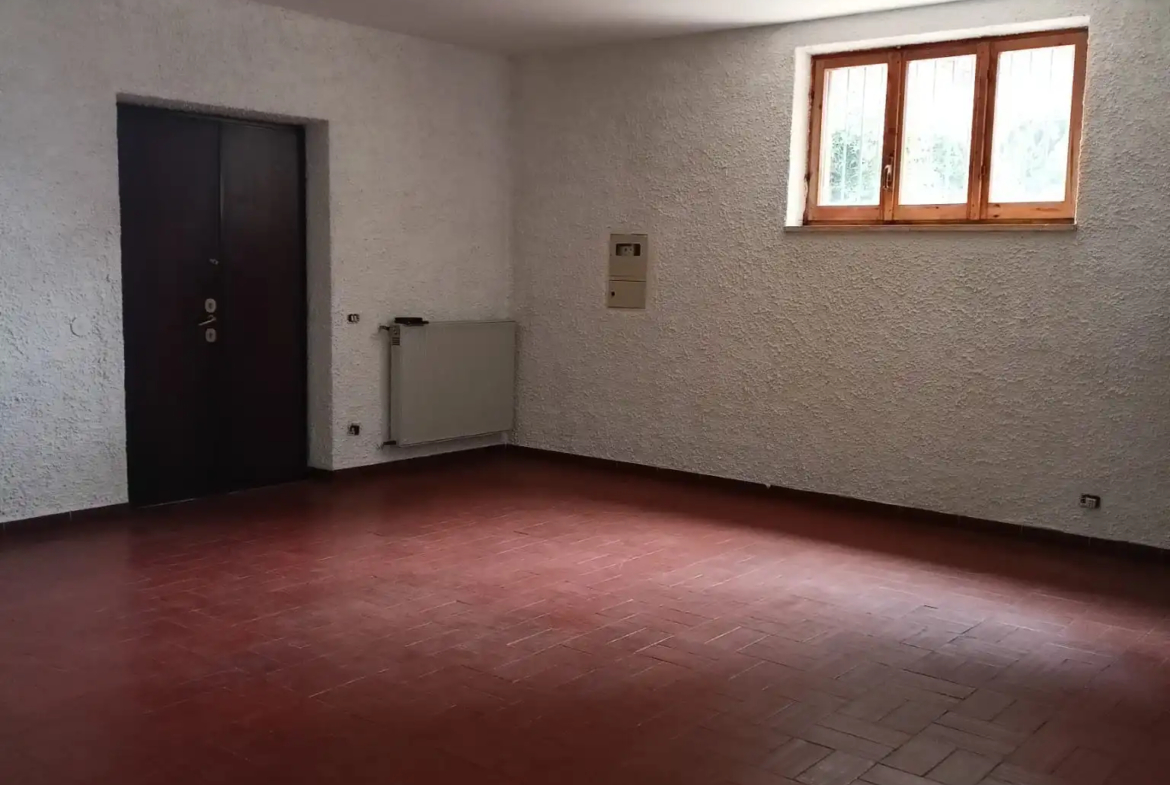 Excellent 4 Bed Villa For Sale in Palestrina Lazio Italy