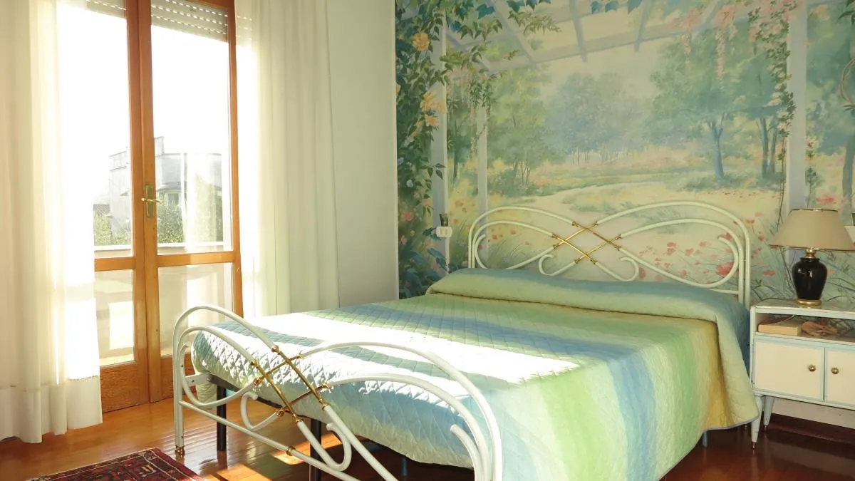 Stunning Villa Split into 2 Apartments For Sale in Monti di Licciana Nardi Tuscany Italy