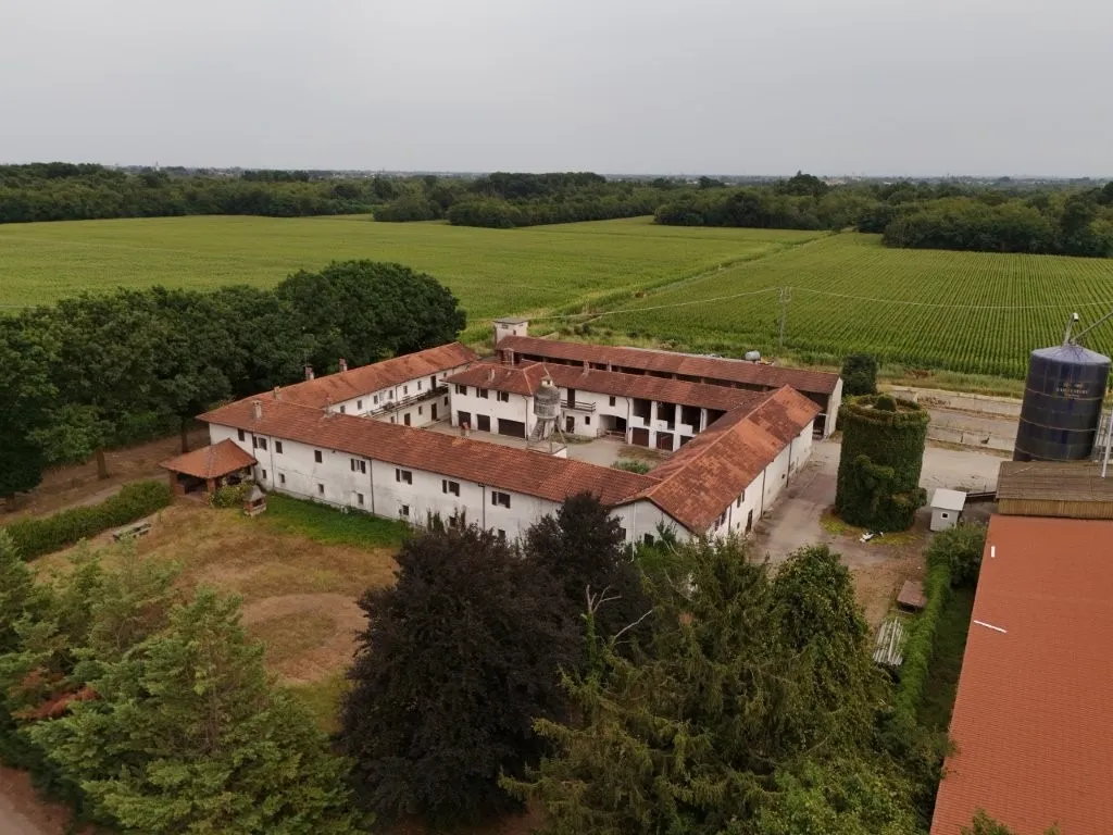 Building with 12 Apartments to Renovate for Sale In Castano Primo Milan Italy