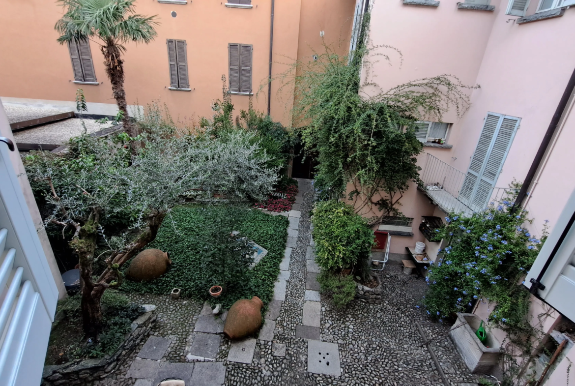Stunning 2 Bed Apartment for Sale In Mandello del Lario Lake Como Lecco Italy
