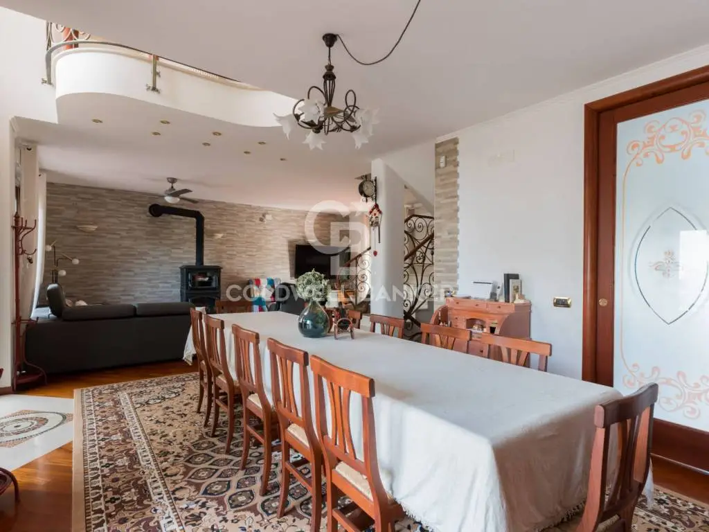 Excellent 3 Bed Terraced House for Sale In MOLA DI BARI Puglia Italy