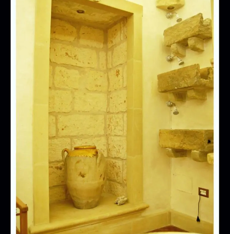 Stunning 3 Bed Townhouse For Sale in Poggiardo Puglia Italy