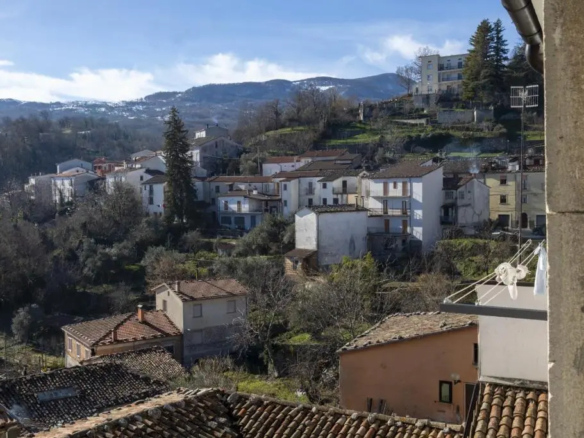 Excellent 5 Bed House for Sale In Sepino Italy