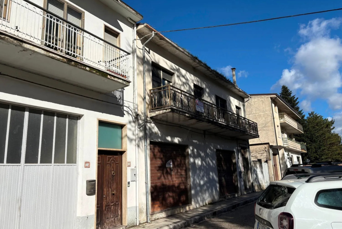 Estate of 5 Separate Properties for Sale In Bojano Molise Italy