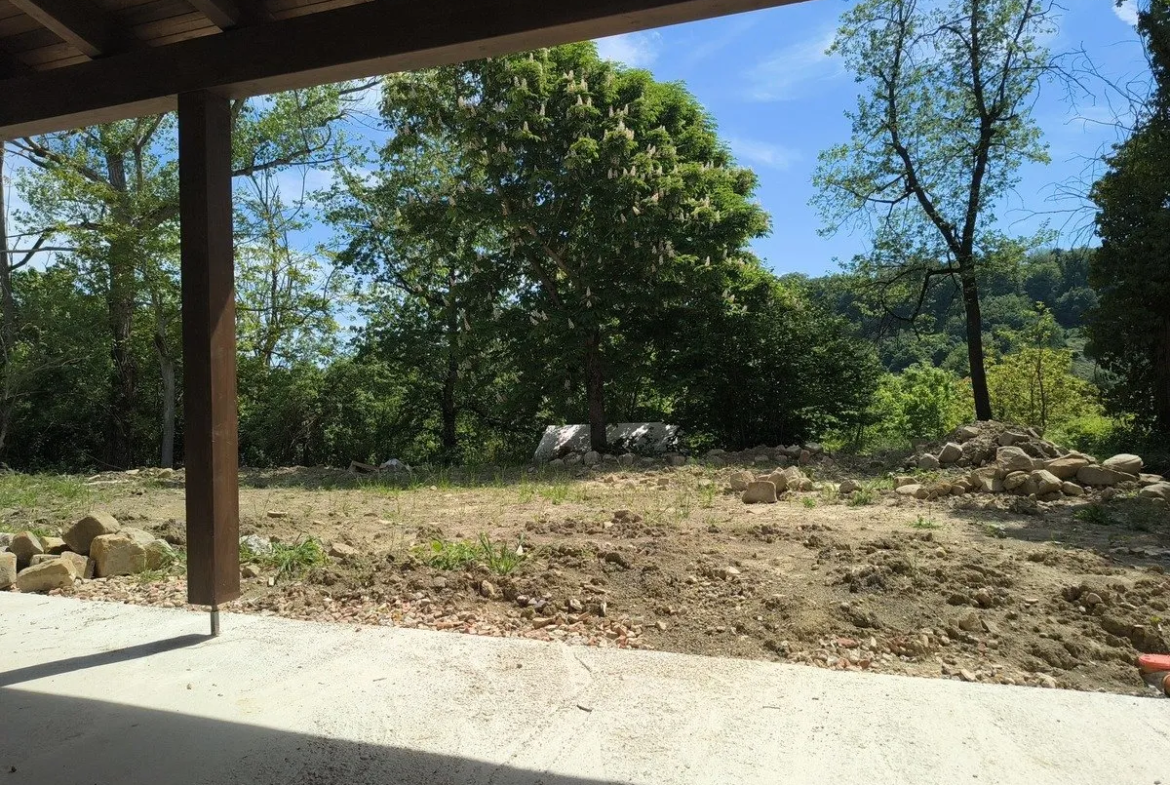 Excellent 3 Bed Country House for Sale In Gualdo Macerata Marche Italy