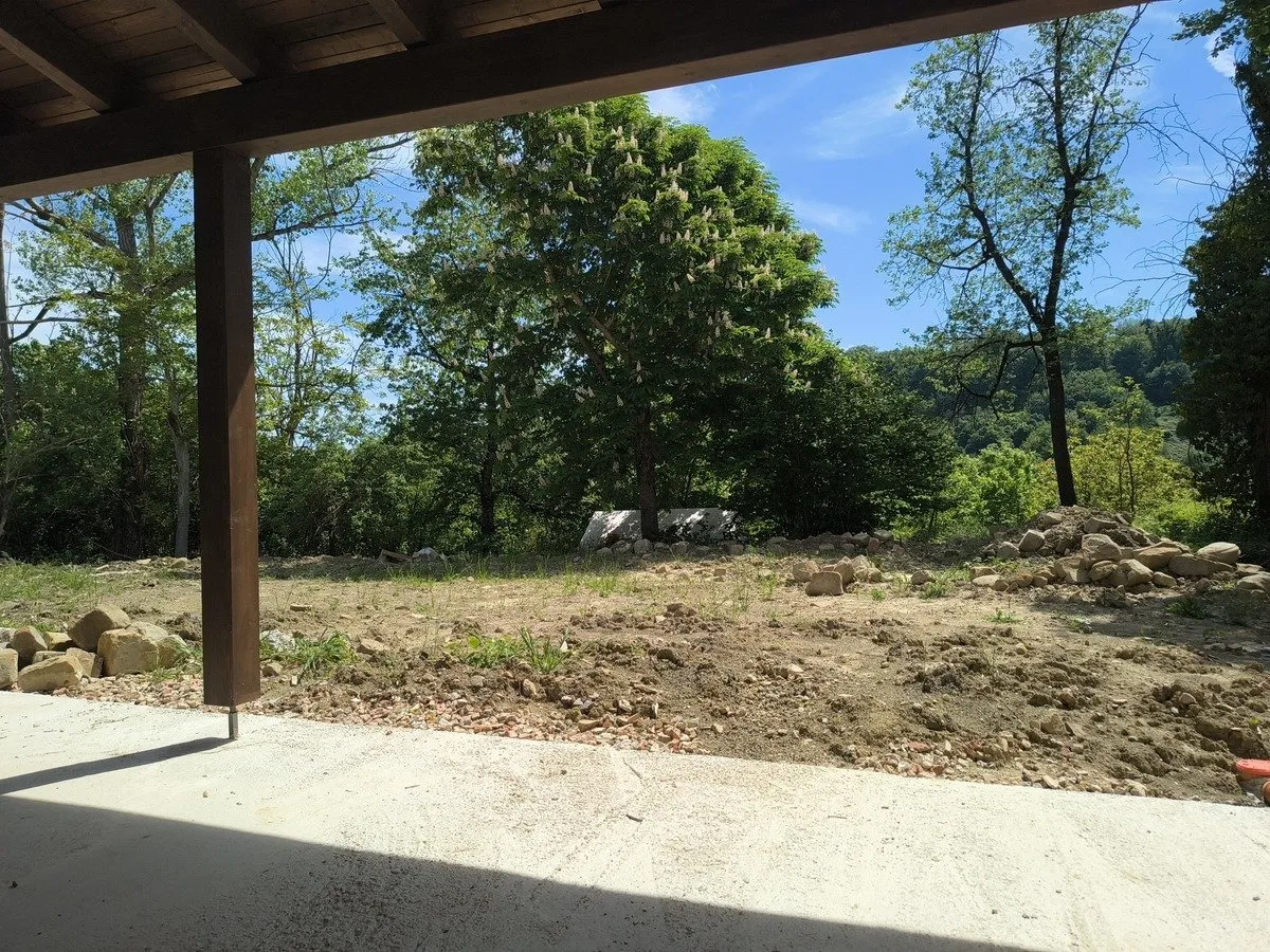 Excellent 3 Bed Country House for Sale In Gualdo Macerata Marche Italy