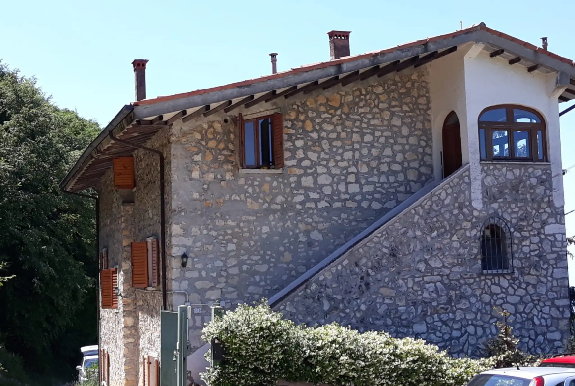 Estate of Properties for Sale In Negrar di Verona Veneto Italy