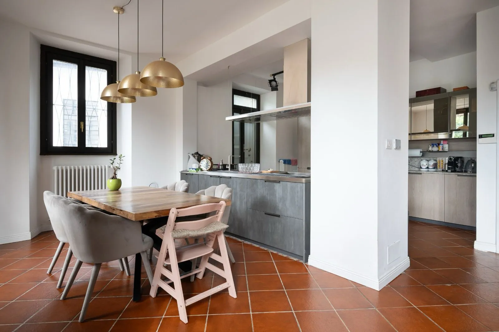 Excellent 4 Bed House for Sale In Fino Mornasco Lake Como Italy
