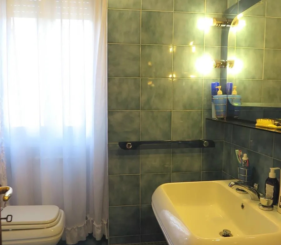 Stunning Villa Split into 2 Apartments For Sale in Monti di Licciana Nardi Tuscany Italy