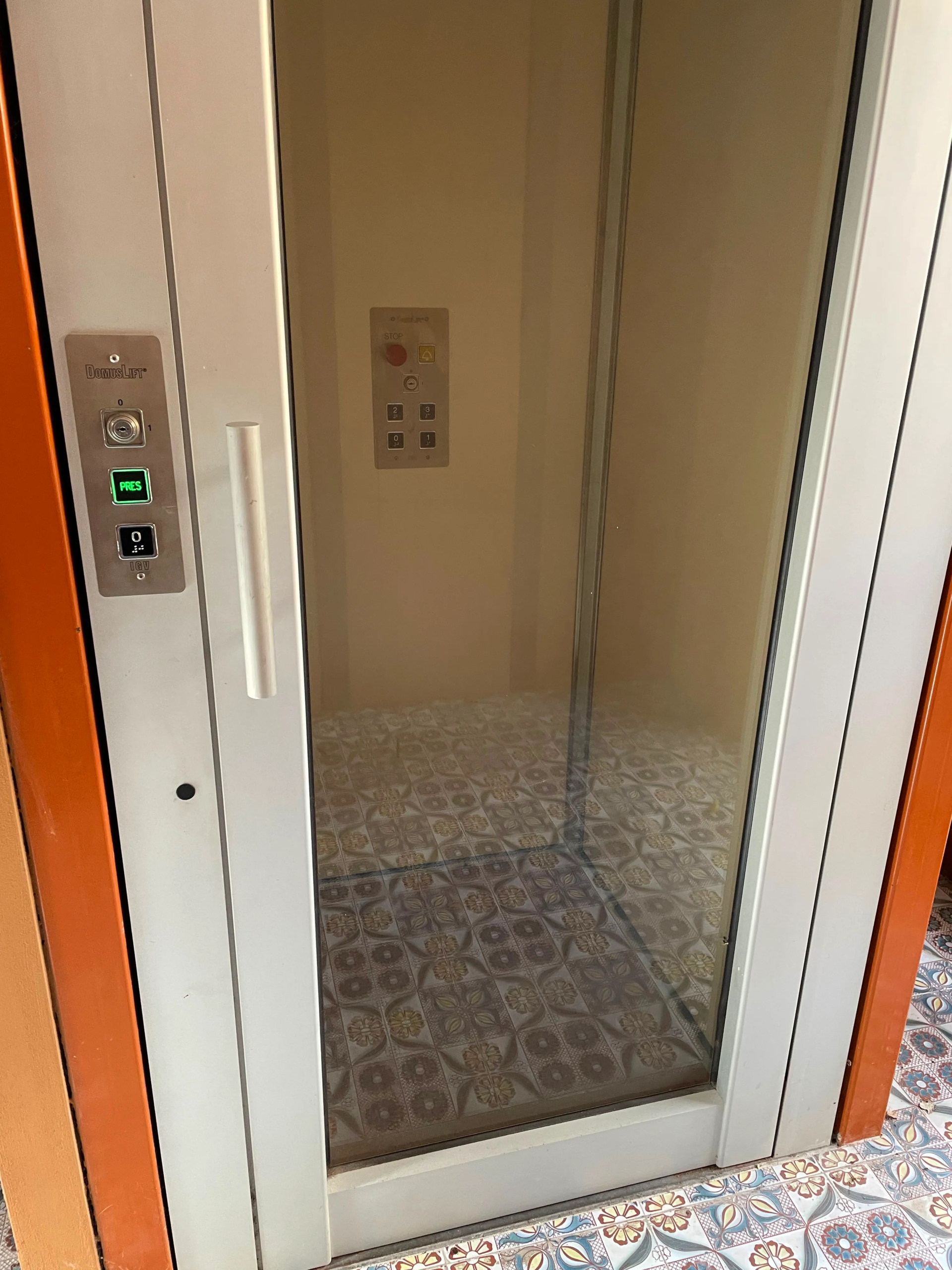 Excellent 2 Bed apartment For Sale In Anzio Italy