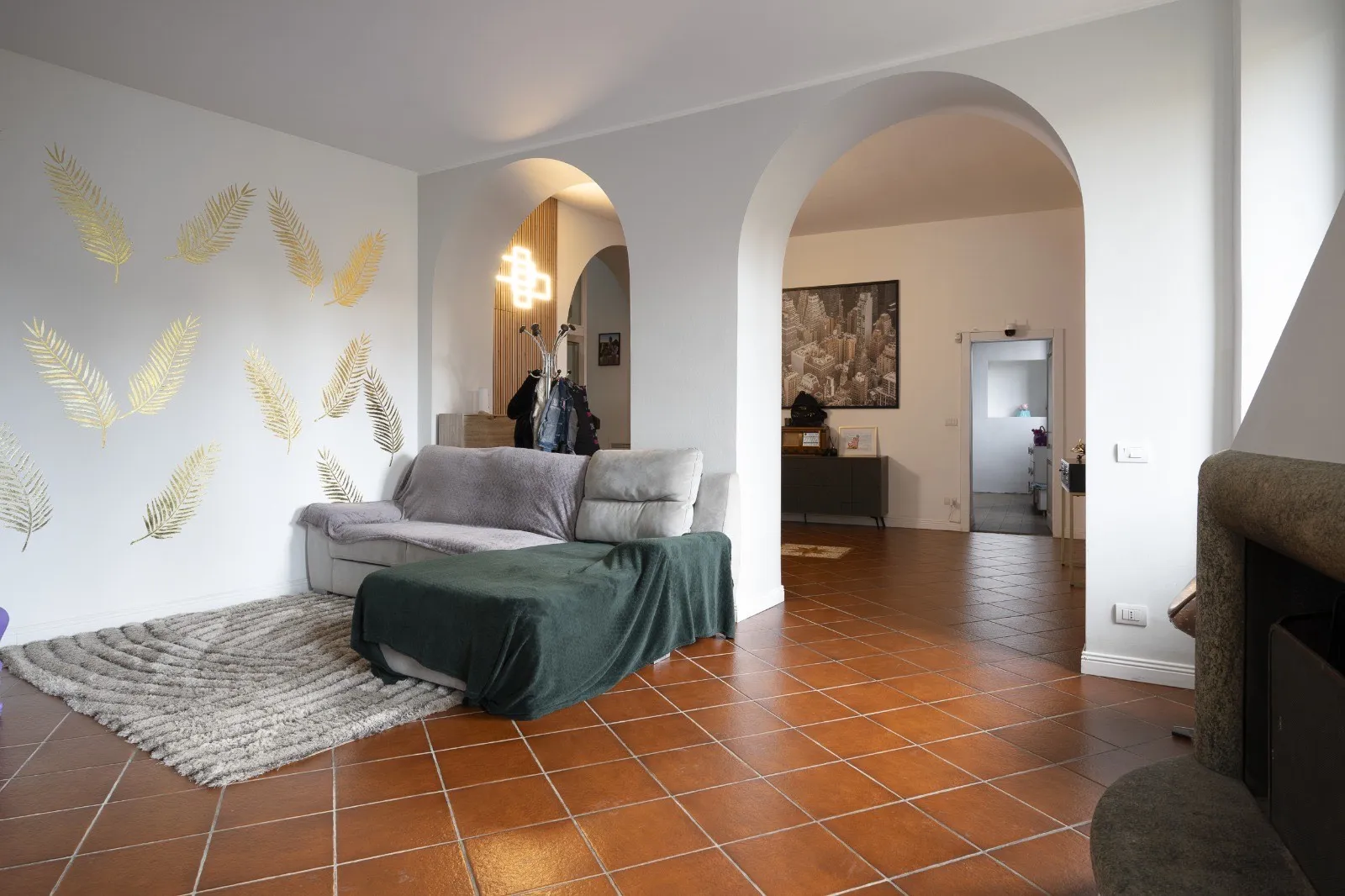 Excellent 4 Bed House for Sale In Fino Mornasco Lake Como Italy