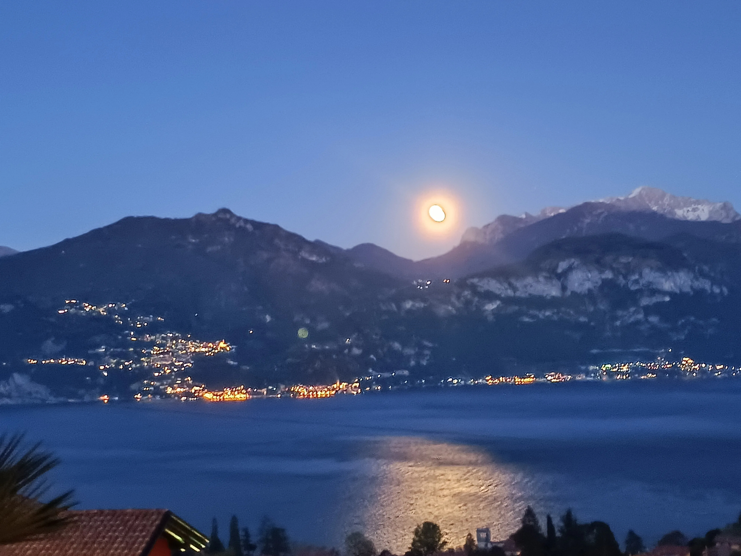 Luxury 2 bed Apartment for Sale in Menaggio Como Lombardy Italy