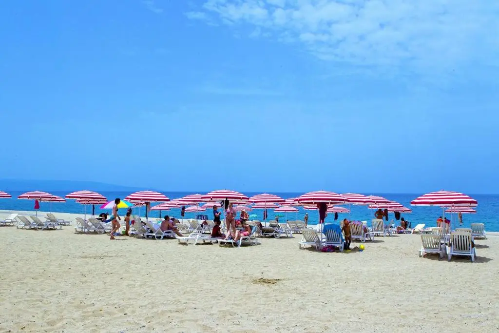 Excellent 1 Bed Apartment For Sale in Pizzo Beach Club Calabria Italy