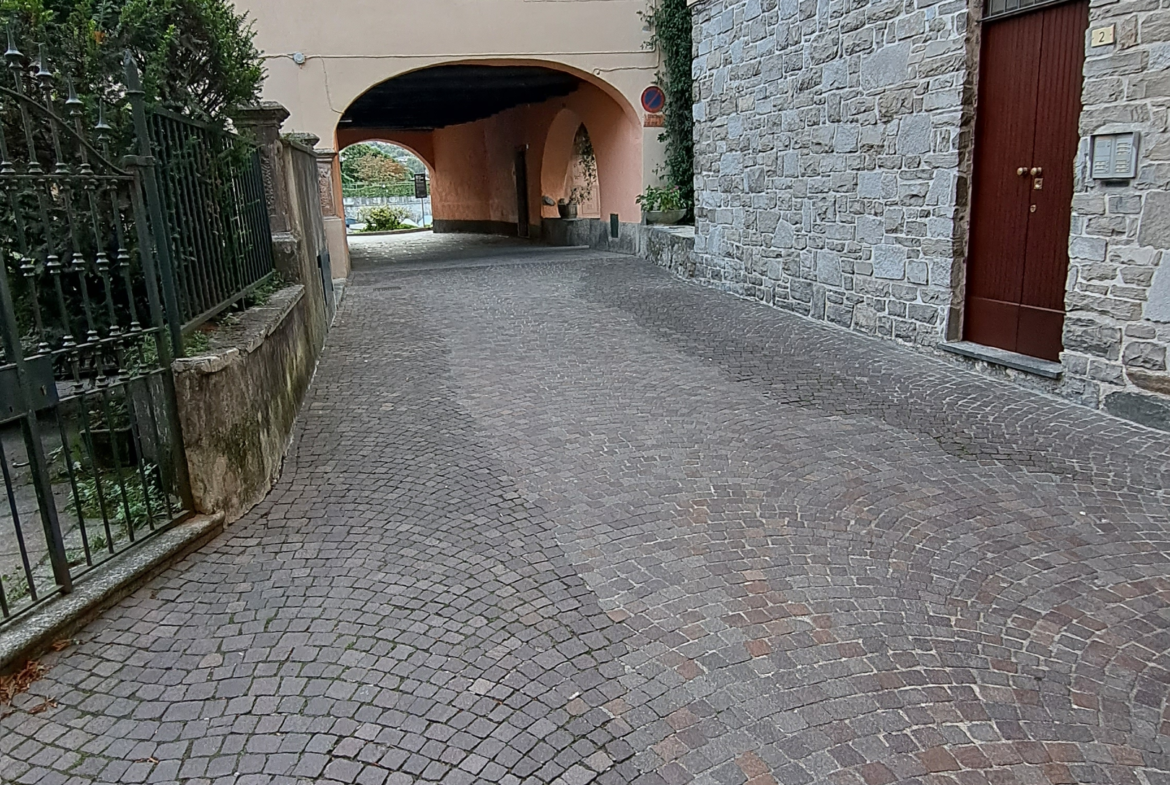 Stunning 2 Bed Apartment for Sale In Mandello del Lario Lake Como Lecco Italy
