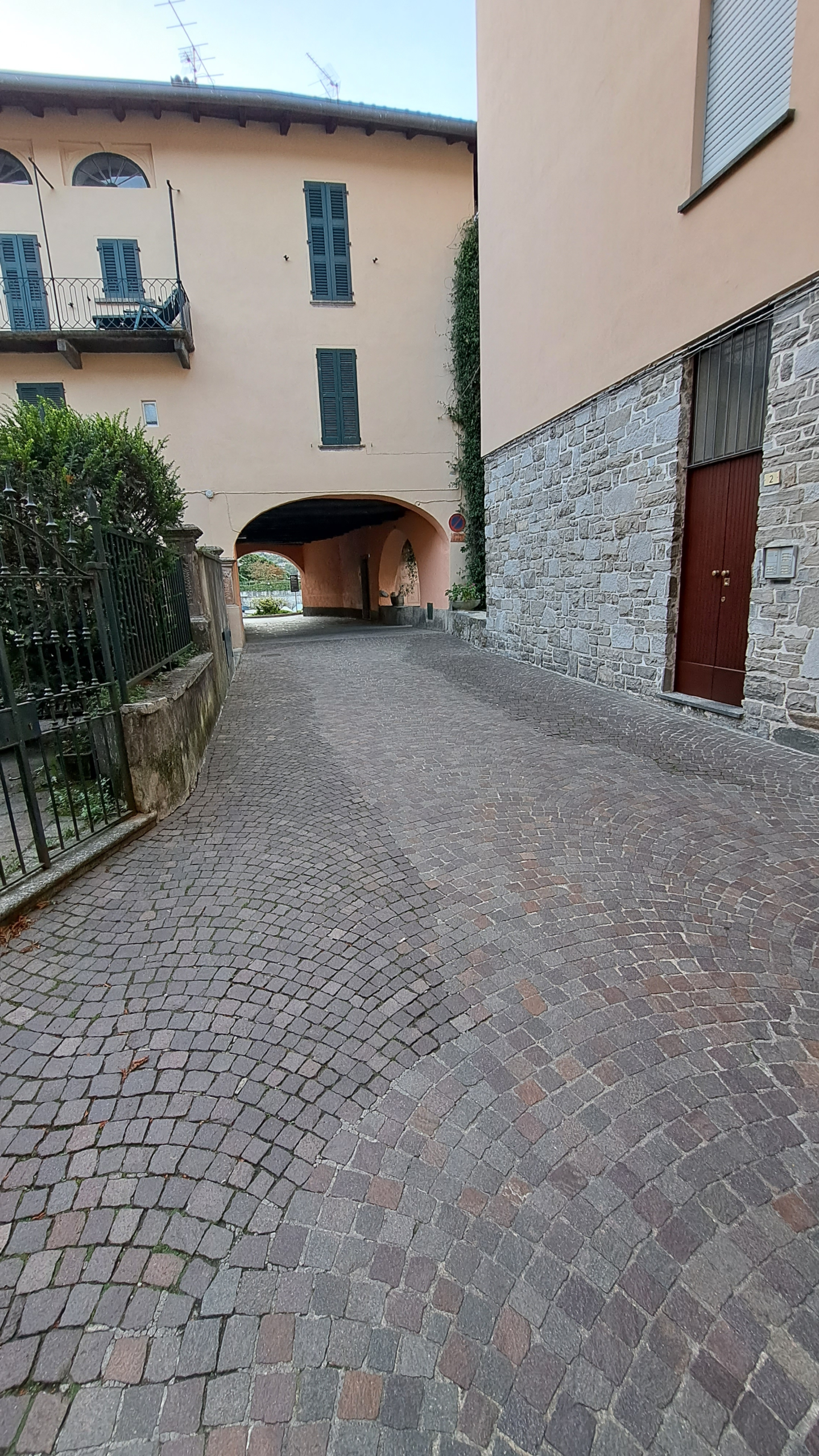 Stunning 2 Bed Apartment for Sale In Mandello del Lario Lake Como Lecco Italy