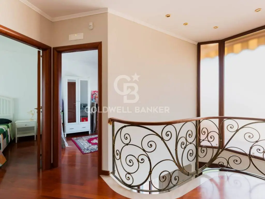 Excellent 3 Bed Terraced House for Sale In MOLA DI BARI Puglia Italy