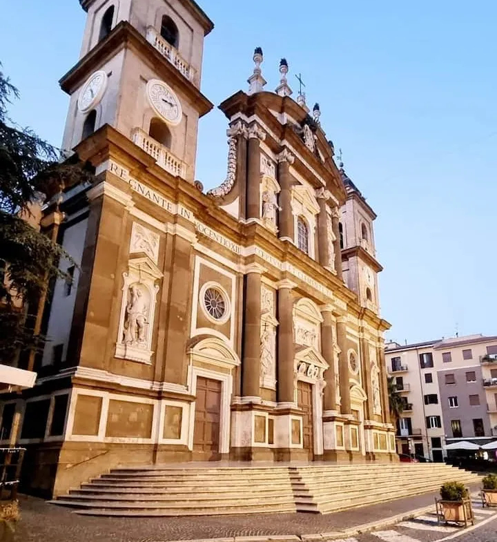 Stunning 3 Bed Apartment for Sale In Frascati Rome Italy