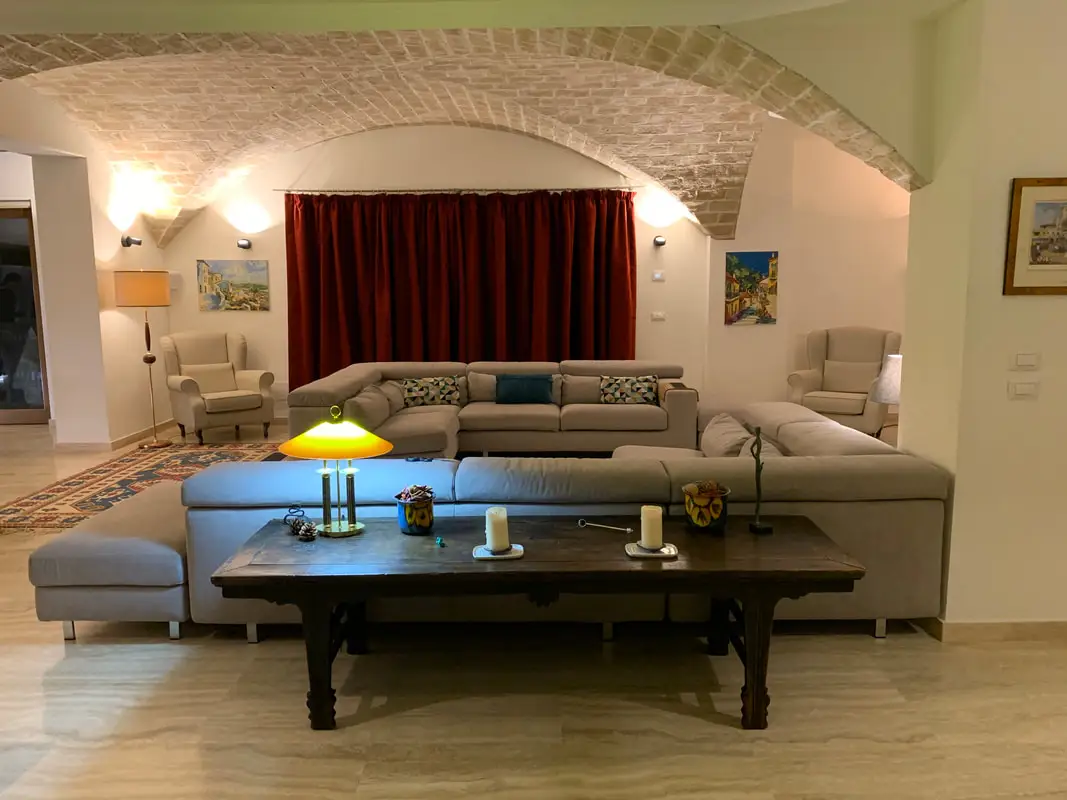 Luxury 5 Bed Villa For Sale in Torricella Peligna Chieti Abruzzo Italy