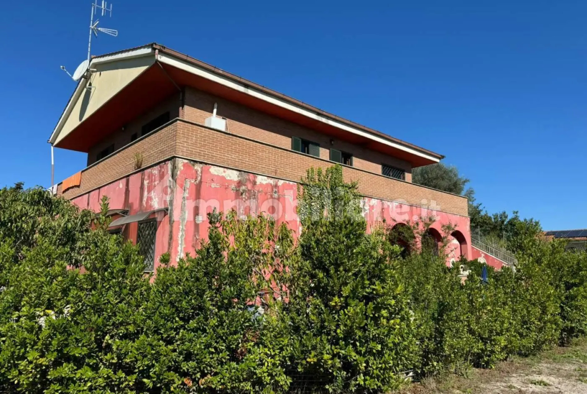 Excellent 2 Bed Villa for Sale In Aprilia Lazio Italy