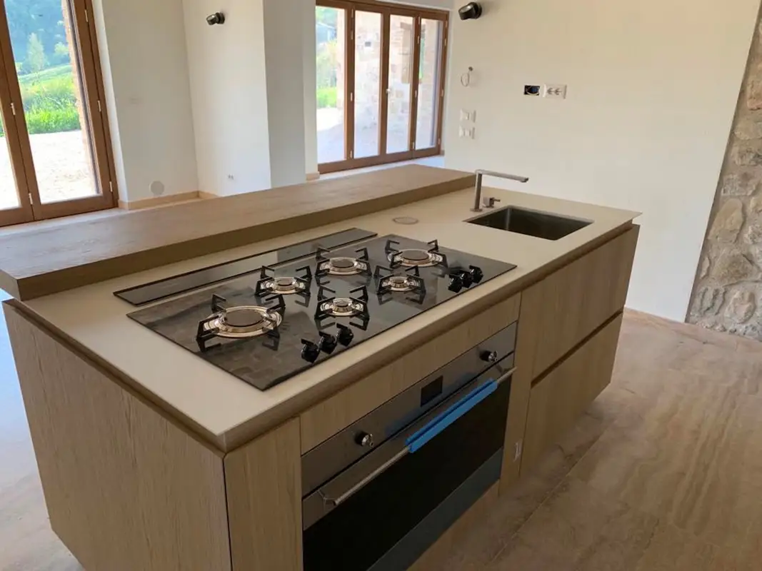 Luxury 5 Bed Villa For Sale in Torricella Peligna Chieti Abruzzo Italy
