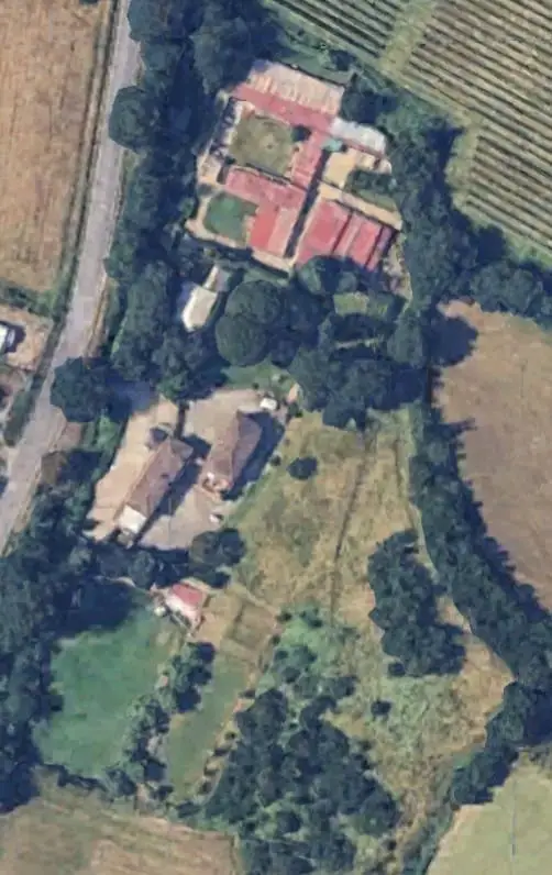 Luxury Estate & Canine Business for Sale In Terranuova Bracciolini Tuscany Italy