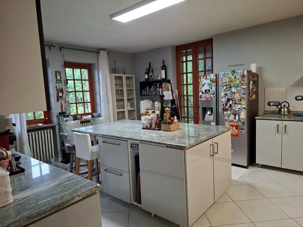 Excellent 4 Bed Villa for Sale In Corio Turin Italy