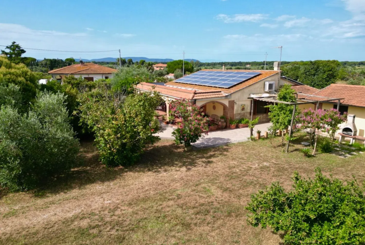 Excellent 3 Bed Villa for Sale In Via Chiusagrande Campiglia marittima Italy