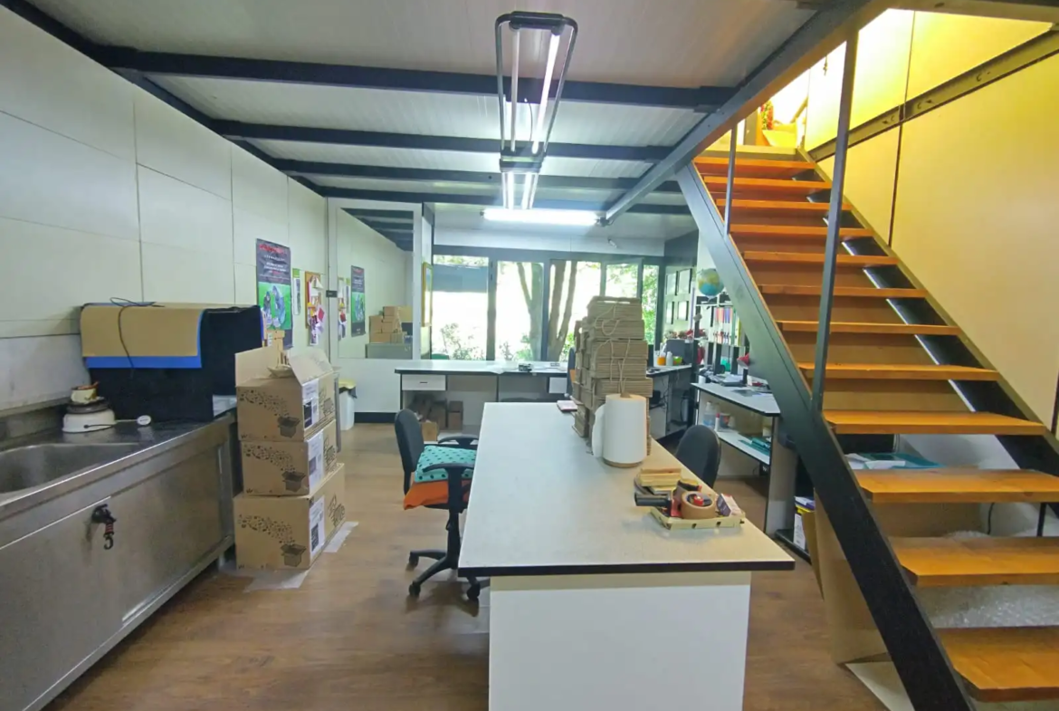 Luxury Estate & Canine Business for Sale In Terranuova Bracciolini Tuscany Italy