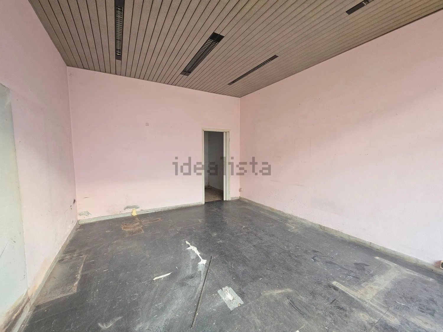 Estate of 5 Separate Properties for Sale In Bojano Molise Italy
