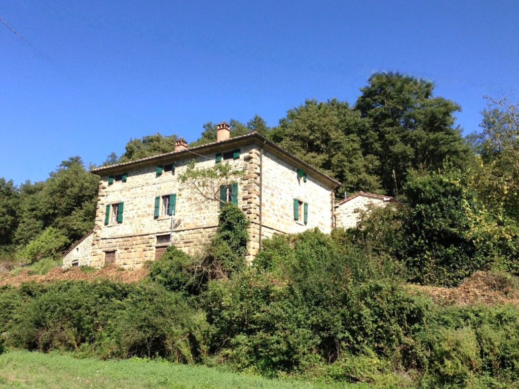 Estate with Multiple Properties for Sale In Cortona Tuscany Italy