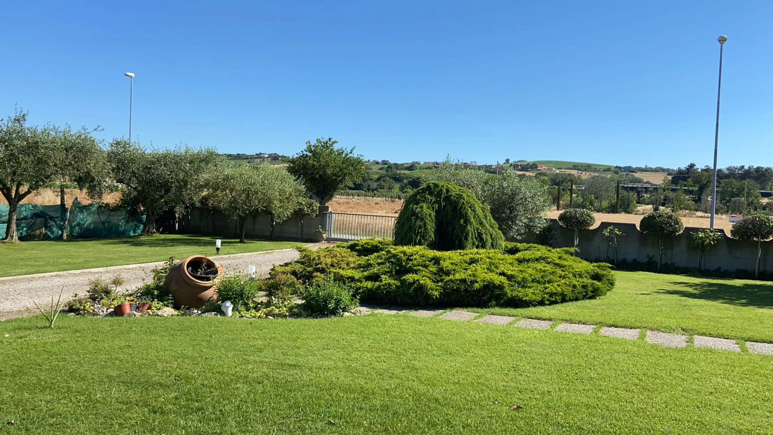 image004-3 Luxury 10 Bed Villa for Sale in Fano Le Marche Italy