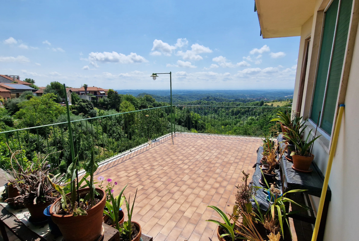 Estate of Properties for Sale In Pino D’Asti Piedmont Italy