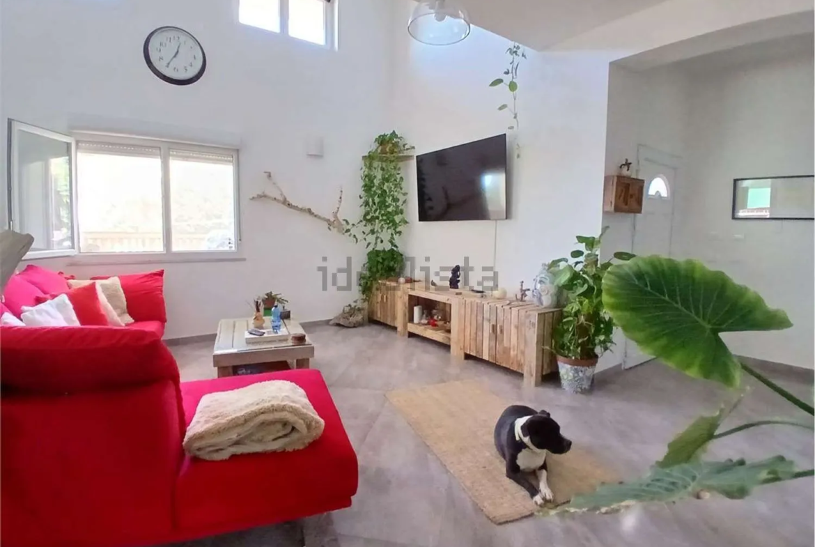 Stunning 3 bed Villa for Sale In Alessandria della Rocca Platani Hills, Agrigento Sicily Italy