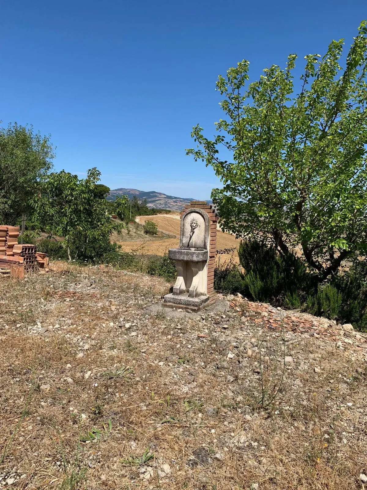Excellent 3 Bed House For Sale in Orsara Di Puglia Italy