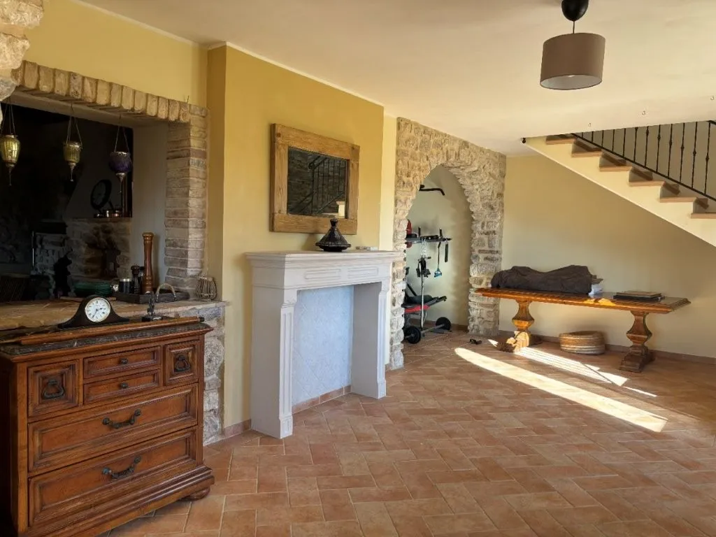 Stunning Country Villa & Separate House for Sale In Busso Italy
