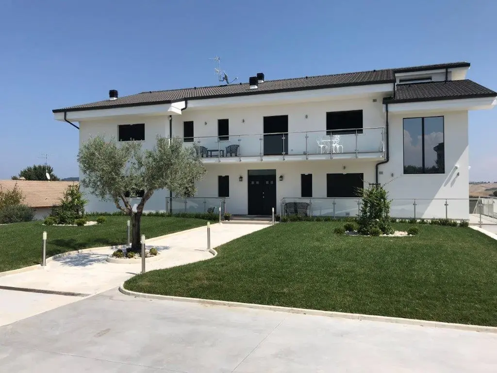 Luxury 6 Bed Villa For sale in MONTENERO DI BISACCIA Molise Abruzzo Italy